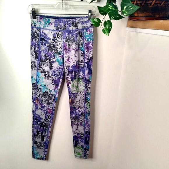 Sweaty Betty Chandrasana Yoga Legging in Torn Floral Print Size Small - Picture 1 of 8